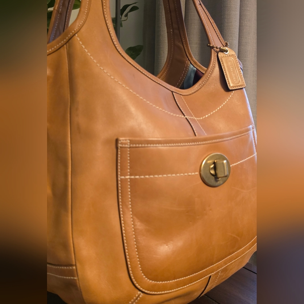 SOLD - - - - Coach Vintage Legacy Ergo XL Burnished Leather Tote Shoulder Bag - Picture 5 of 12